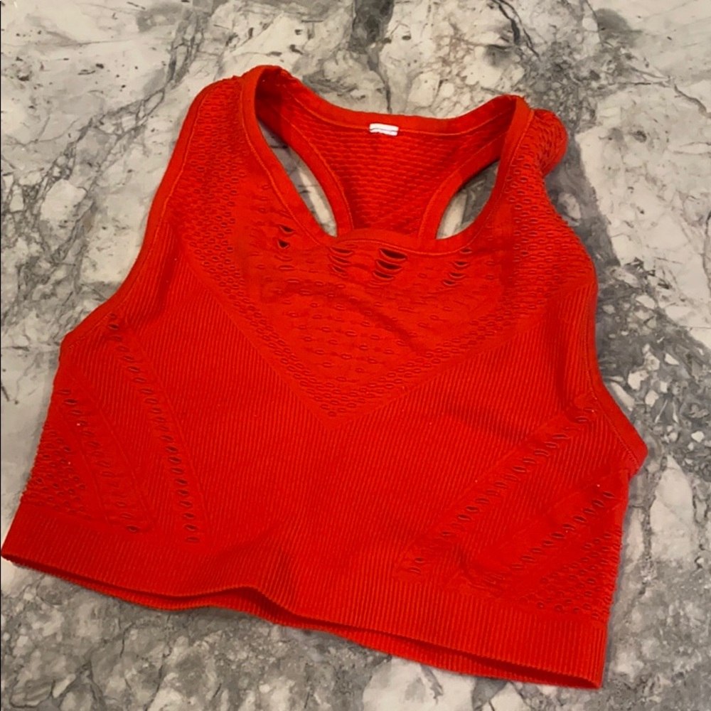 Red Alo racerback crop - small